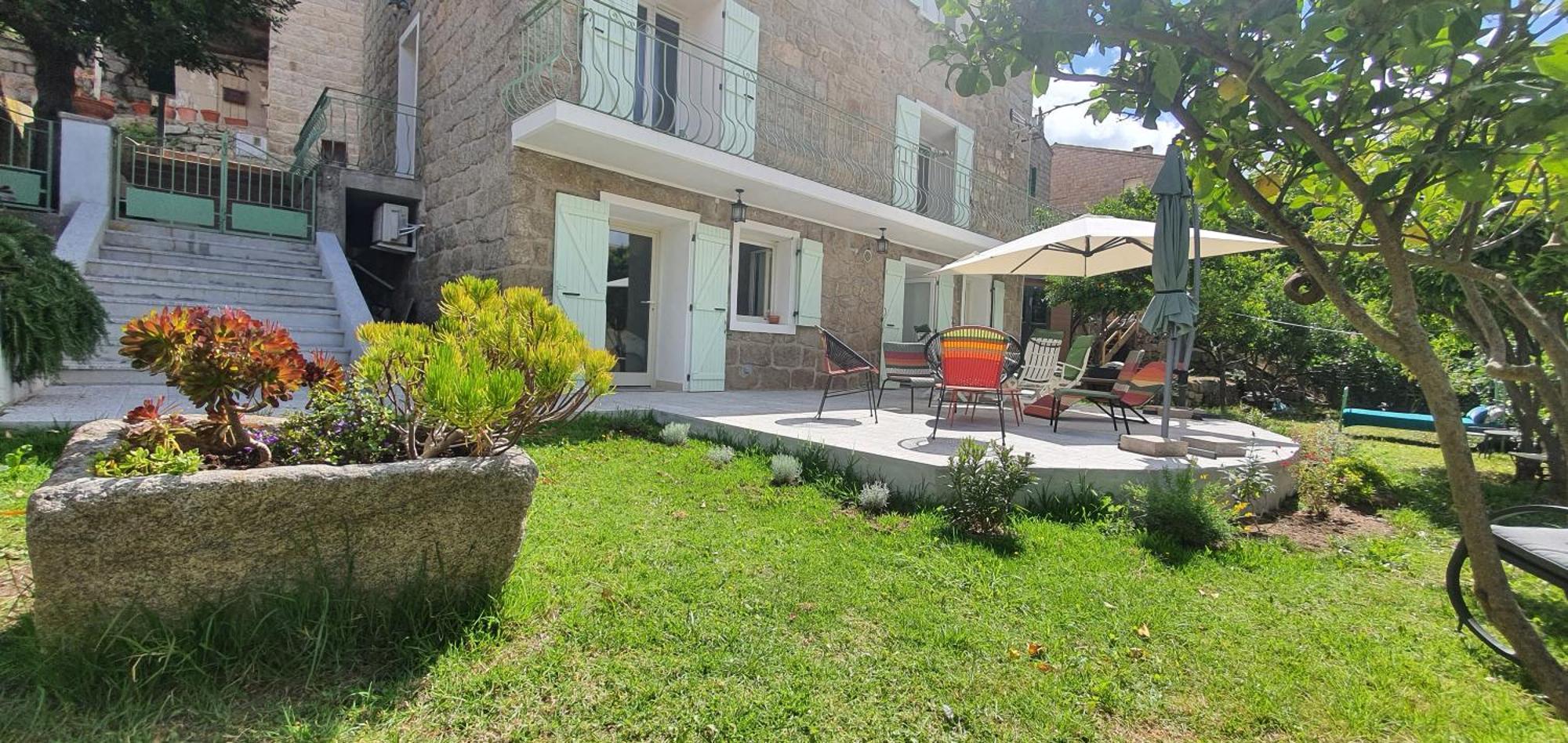 Charmant appartement en Rez de jardin Sartène Buitenkant foto